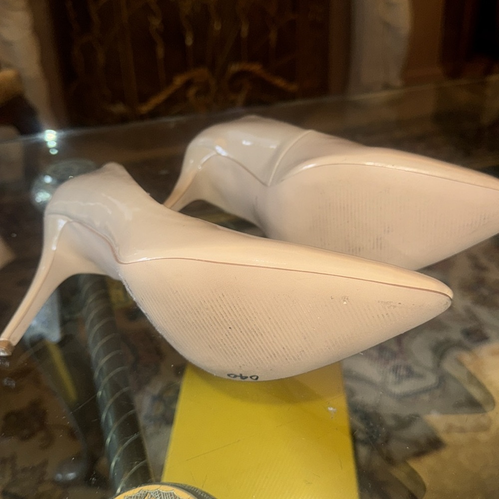Nine West Women's Beige Heels - Picture 4 of 4
